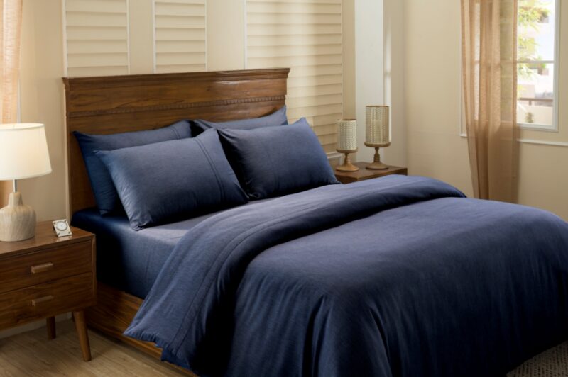 cotsmere dark blue queen duvet cover + 2 pillow cases