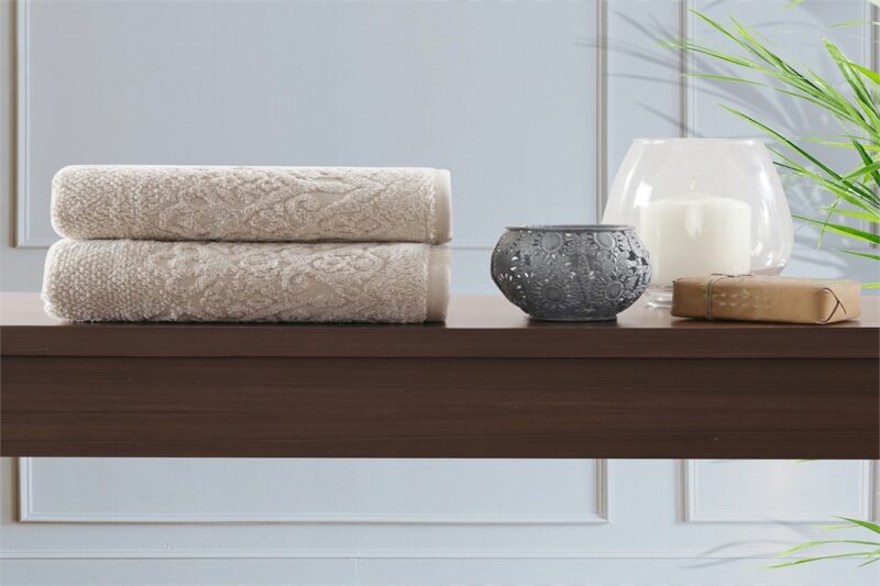 krona hand towel (45 x 75cms)
