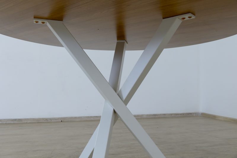 ESSEN-MAD05-0808 - ROUND MEETING TABLE 11 mad05-0808 - round meeting table