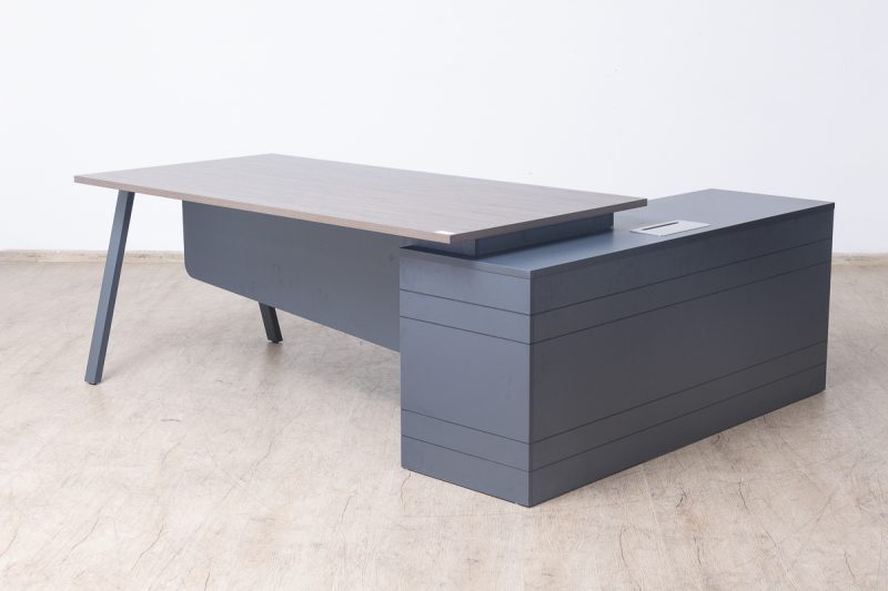 oz-2911-18 - executive desk