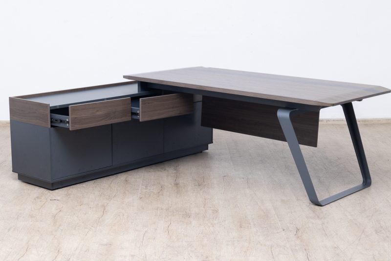 oz2601-22 - executive  desk
