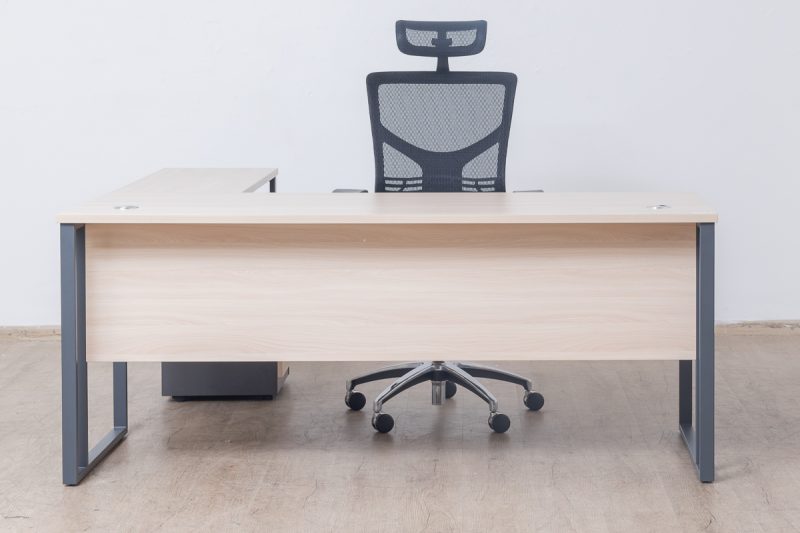 oz-8001-16 - executive  desk