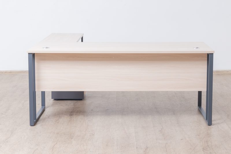 oz-8001-16 - executive  desk