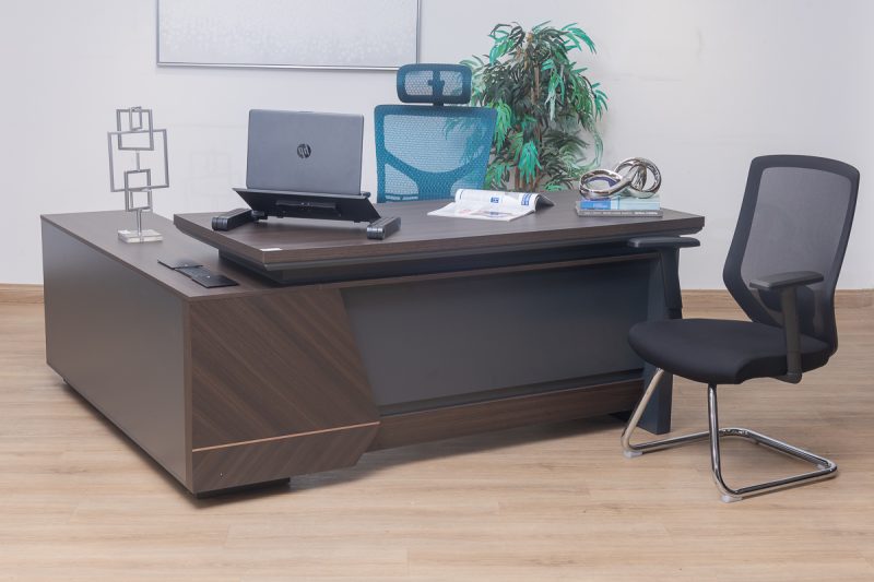 mza04-1816-executive desk