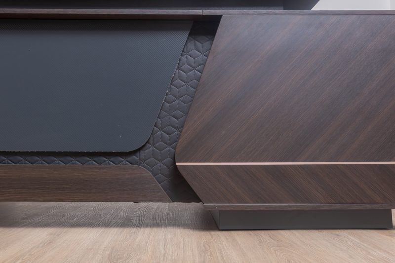 mza01-2418-executive desk