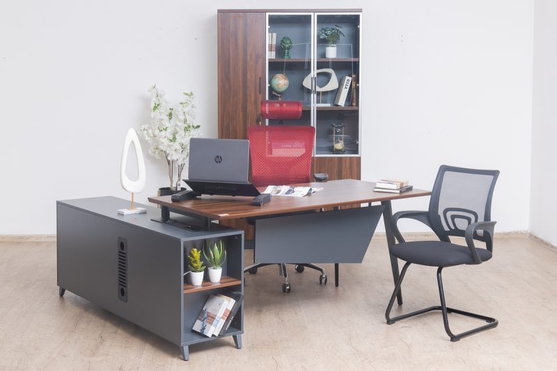 oz-2911-18 - executive desk (copy)