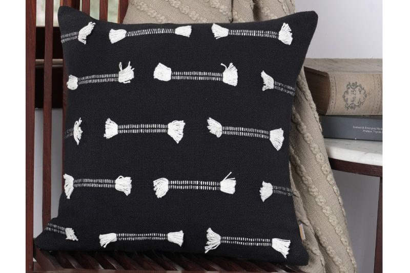 cushion-horizontal lines