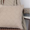 cushion-cross pattern