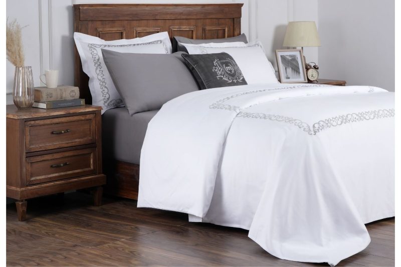 bed in box -  luxica chester (king) quilt set