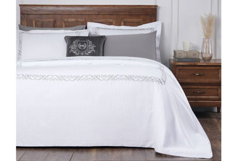 bed in box -  luxica chester (king) quilt set