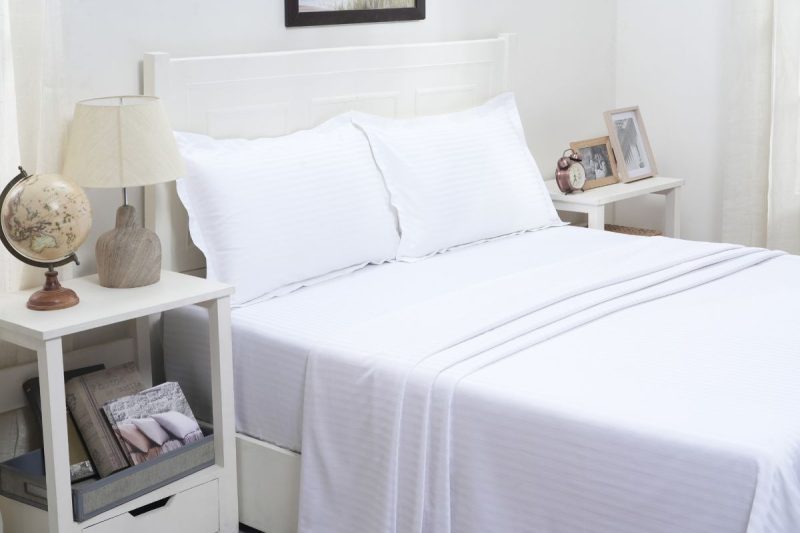 satin stripes white king flat sheet + fitted sheet + 2 pillow cases