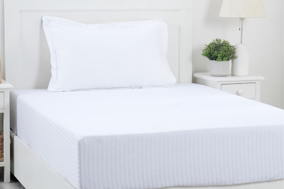 SATIN STRIPE White Single Fitted Sheet 1 satin stripe white single fitted sheet