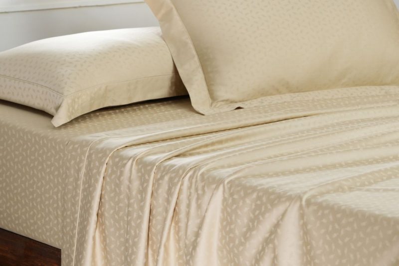 maspar leaf white king flat sheet + 2 pillow cases (copy)