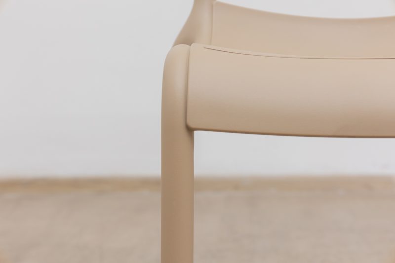weston plastic chair