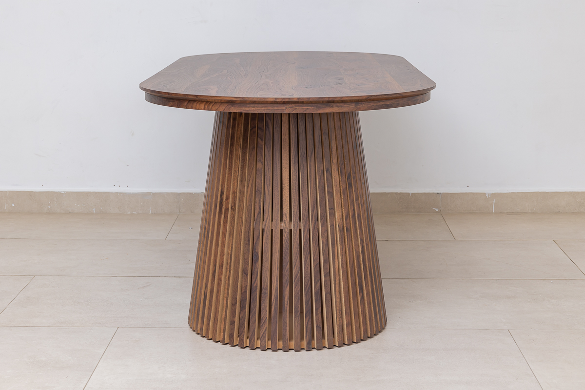 gemini  dinning table