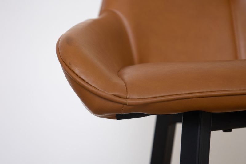 layla bar chair