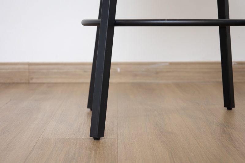 layla bar chair