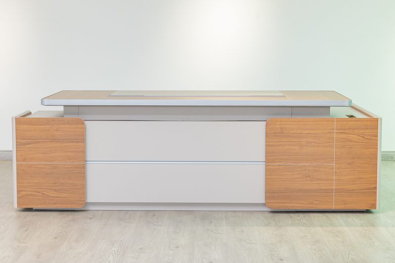 57mhs003 - executive desk