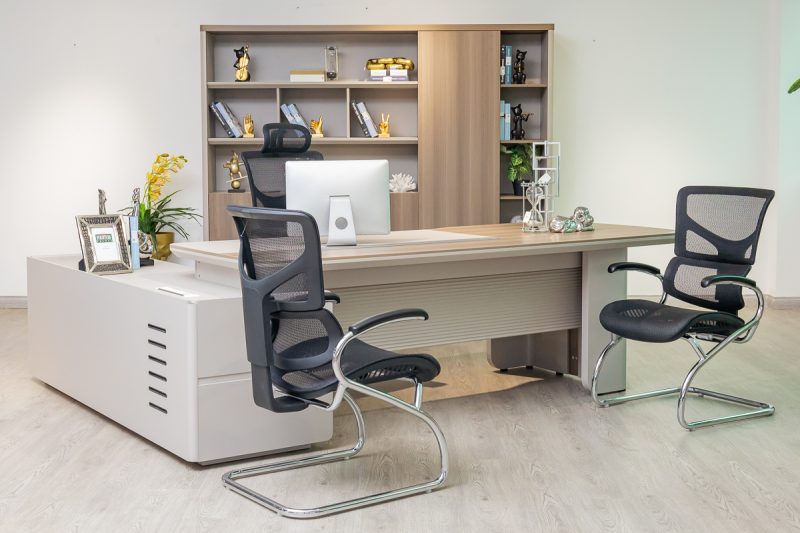 51mhs013 - executive desk