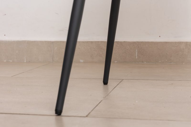 elnora dinning chair