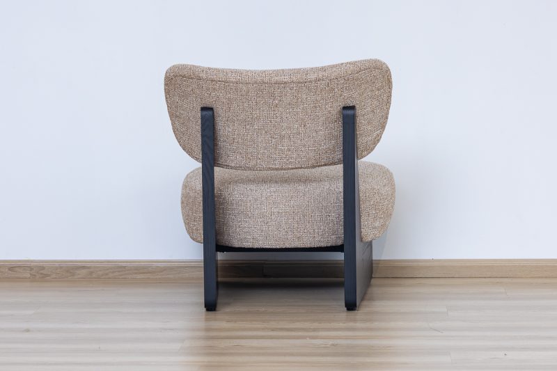 dario accent chair