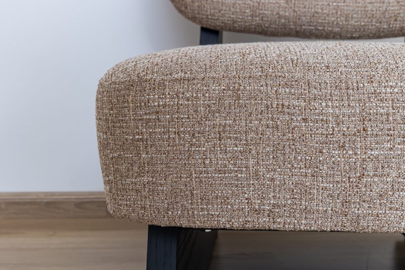 dario accent chair