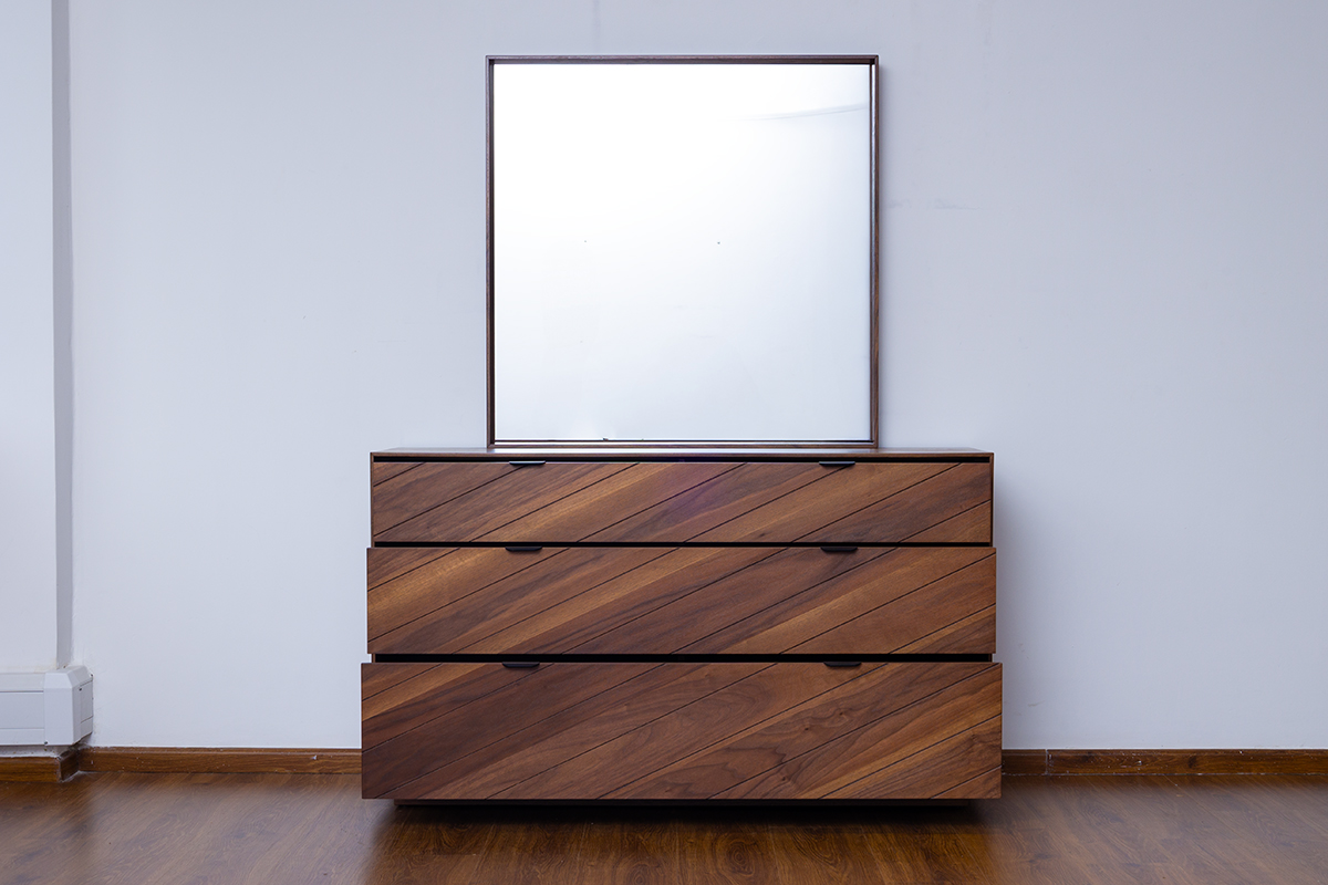 SANTO Dresser Mirror 5 santo king package – king bed + 2 nightstands + dresser mirror
