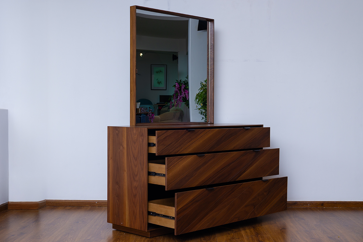 SANTO Dresser Mirror 9 santo king package – king bed + 2 nightstands + dresser mirror