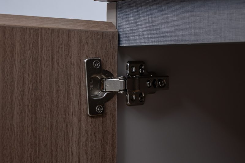 30uhs048 - low level cabinet