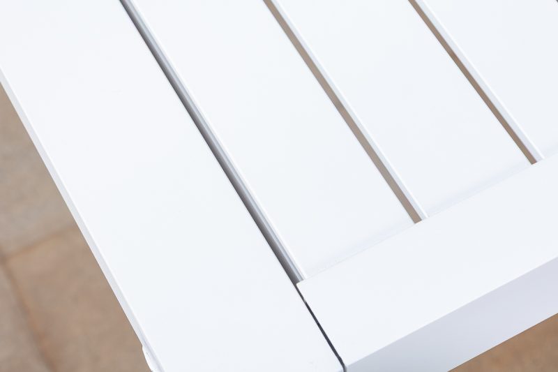 tomoko outdoor table