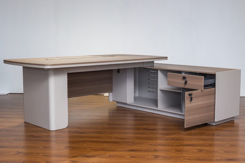 51mhs022 - executive desk (copy)