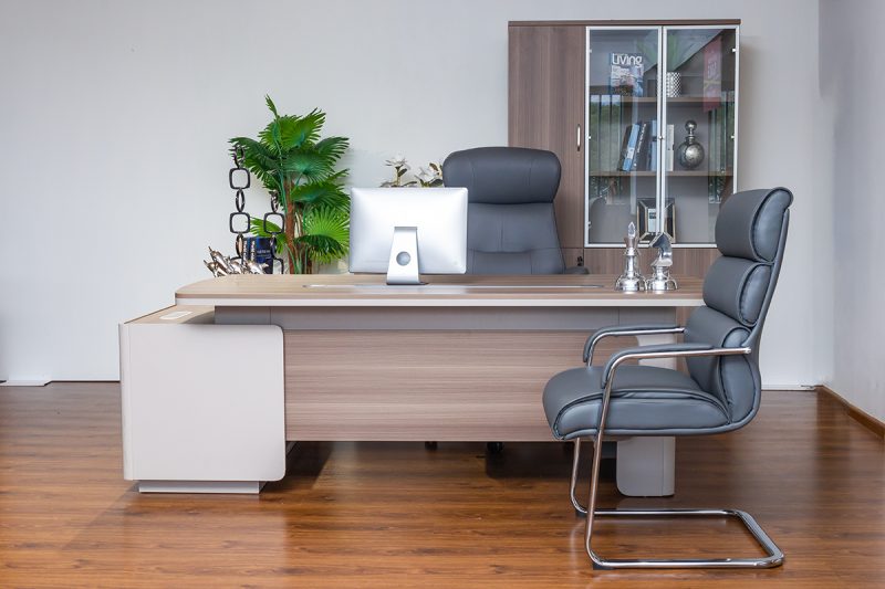 51mhs022 - executive desk (copy)