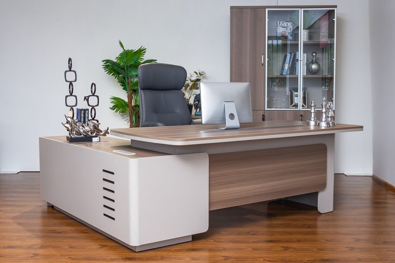 51mhs022 - executive desk (copy)