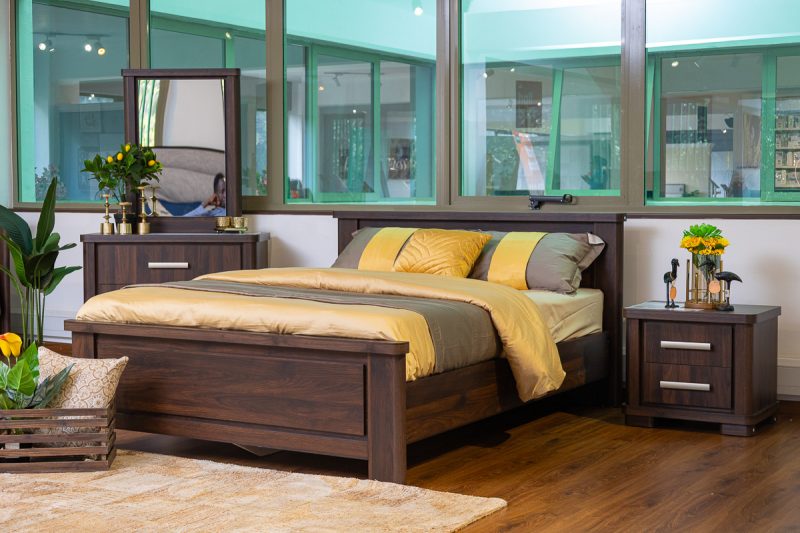 VATICAN King Bed + 2 Nightstand