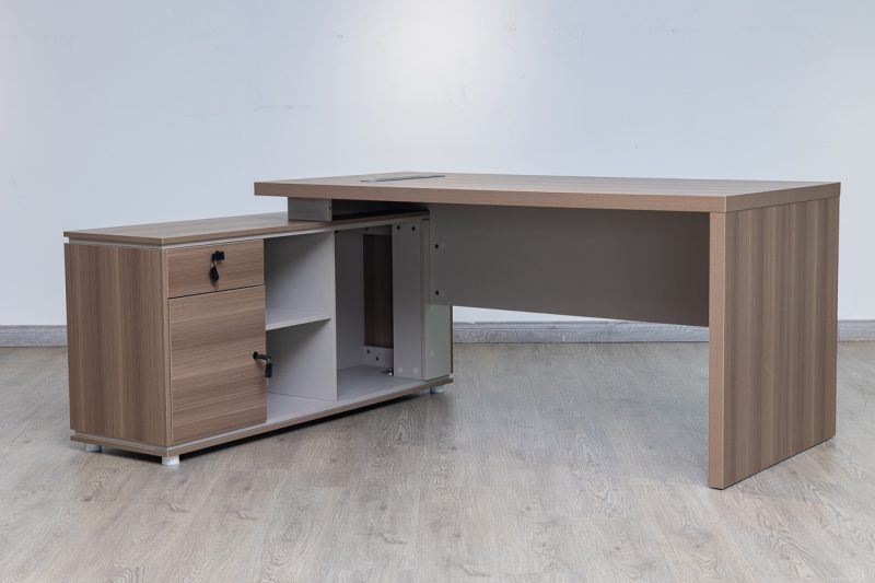 61nad001 - executive desk