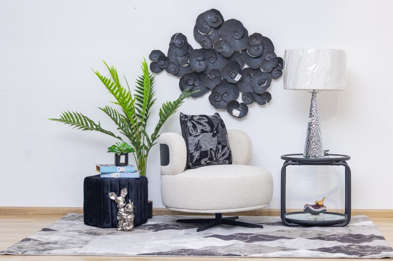 reyna accent chair