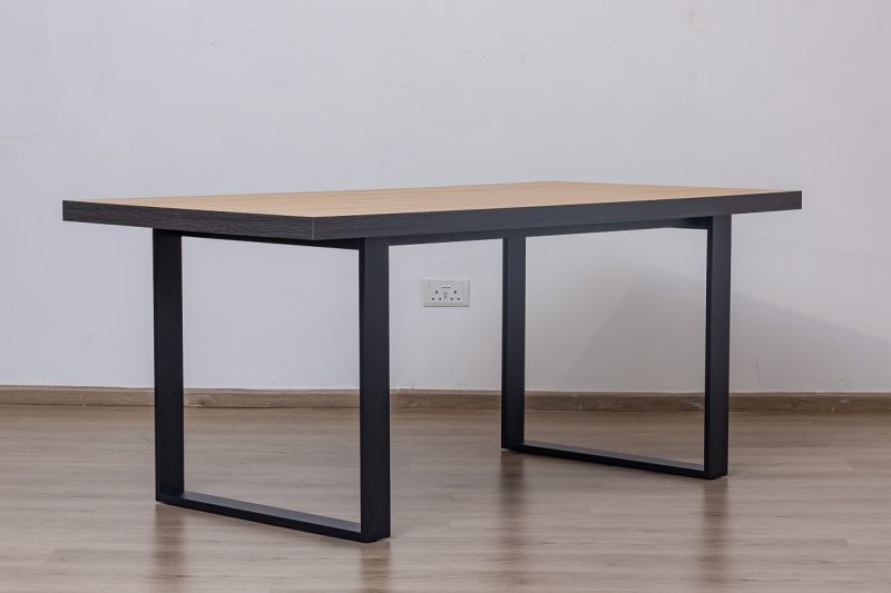 harper dining table + 6 belfast chairs