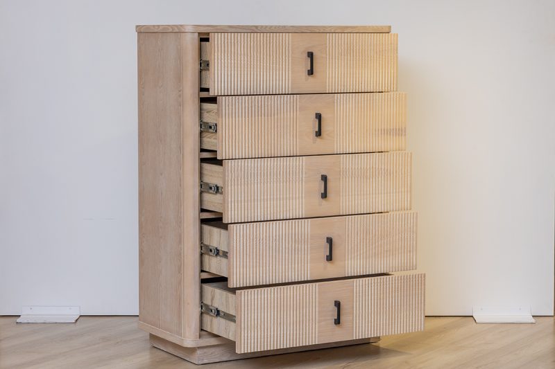lyndale chest of drawers