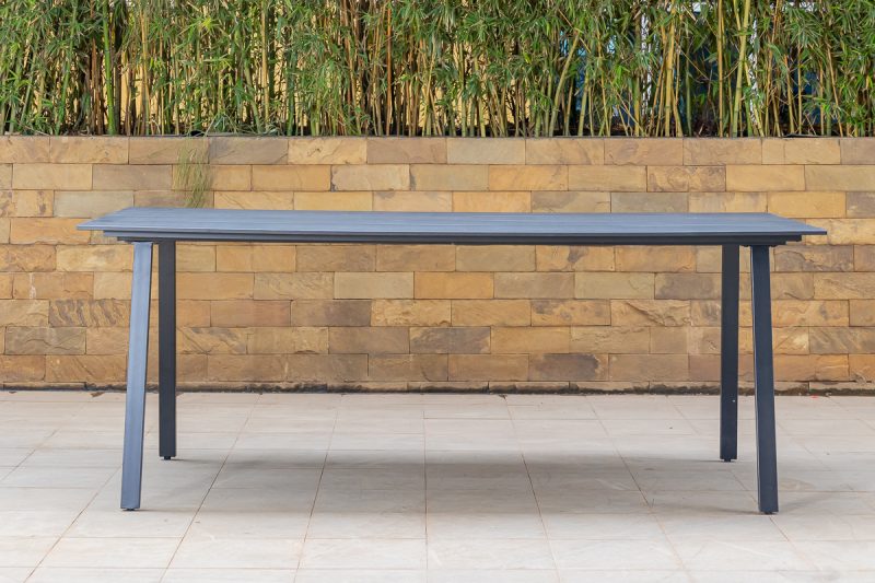 milan outdoor dining table + 6 chairs
