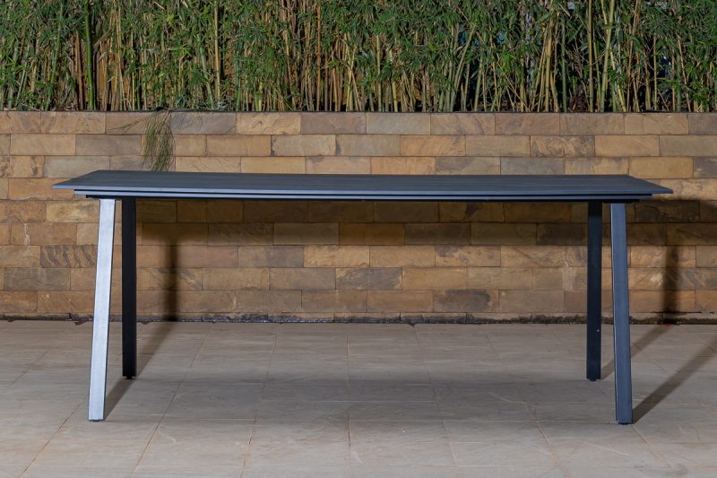 milan outdoor dining table + 6 chairs