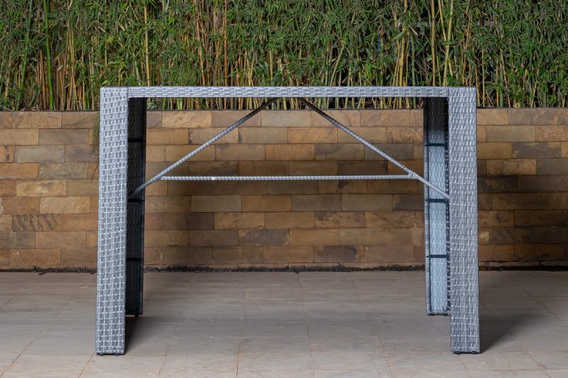paris 4 seater outdoor bar table + 4 coral chairs