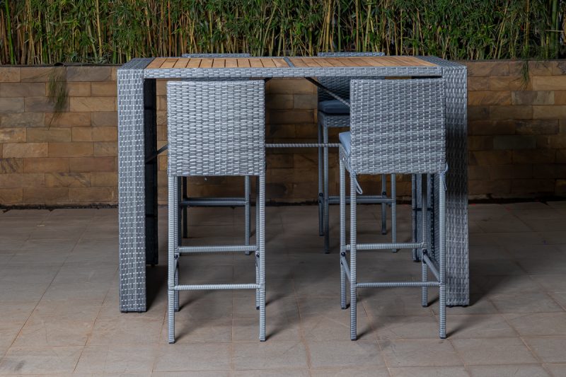 paris 4 seater outdoor bar table + 4 coral chairs