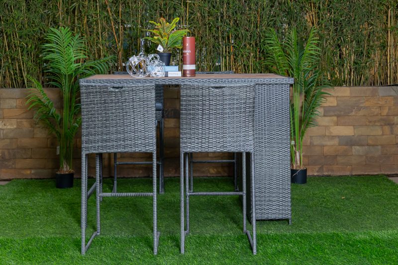 sunny 4 seater outdoor bar table + 4 cabin bar chairs