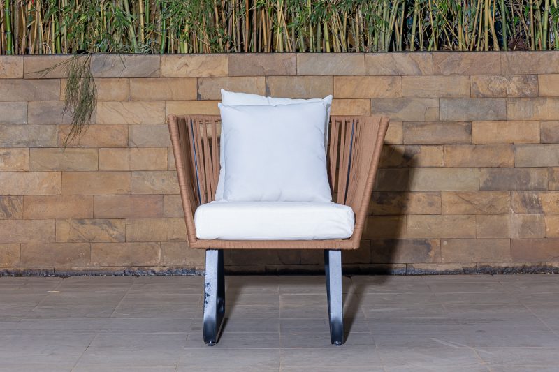 pebble 5 seater outdoor sofa (3+1+1) + coffee table