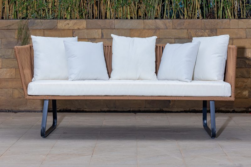 pebble 5 seater outdoor sofa (3+1+1) + coffee table