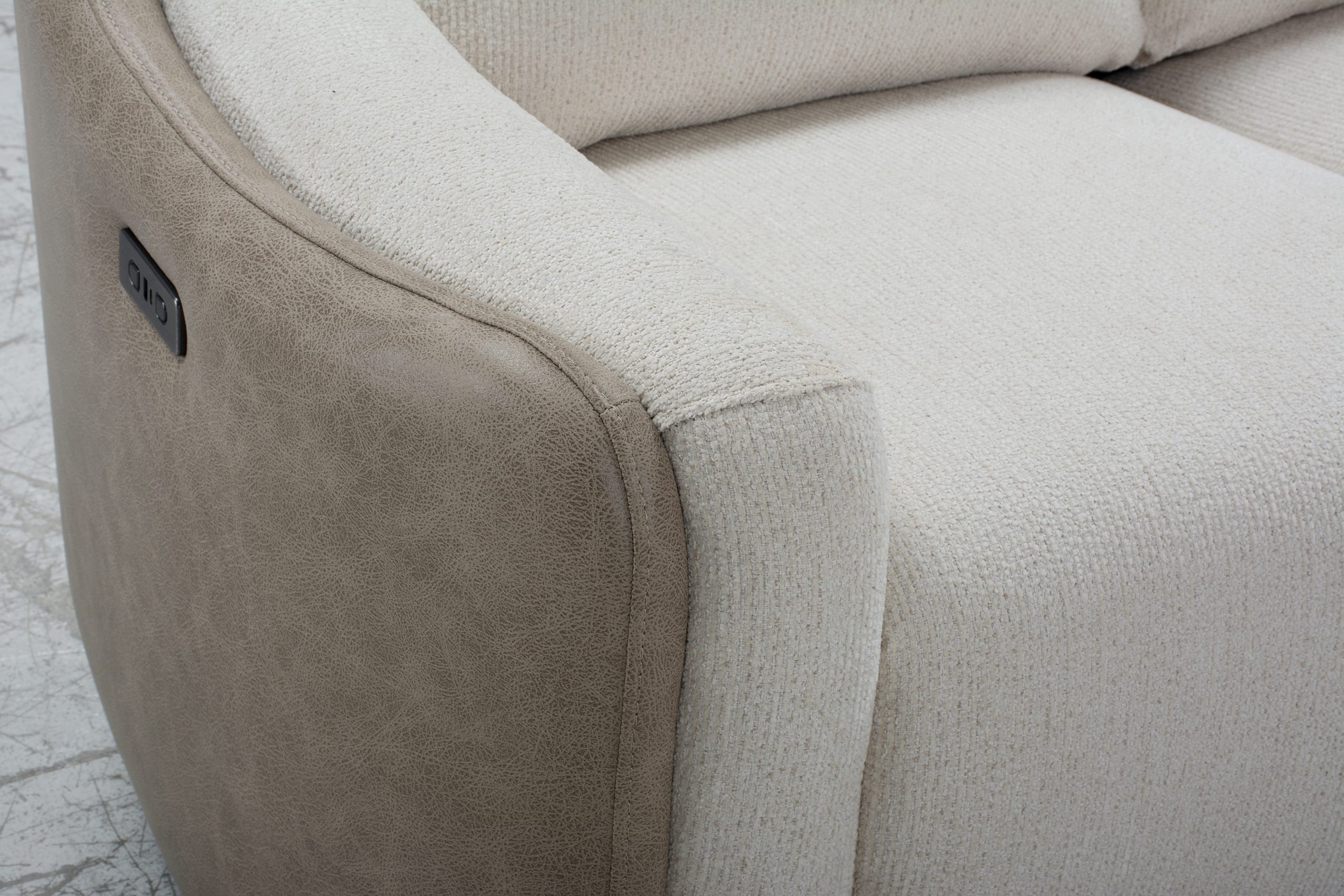 ALTURA 7 Seater Fabric Recliner Sofa (3+2+1+1) - Image 16
