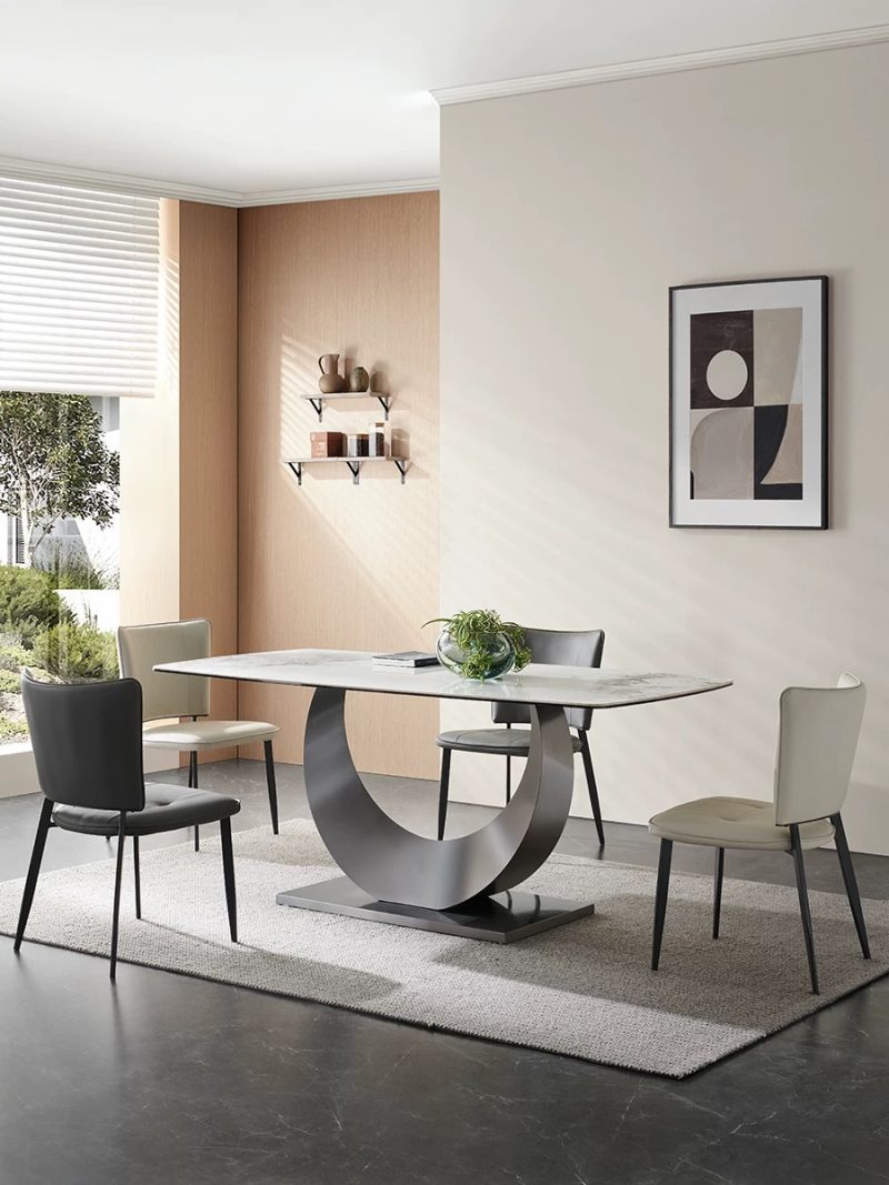 ARCANE DINING TABLE 4
