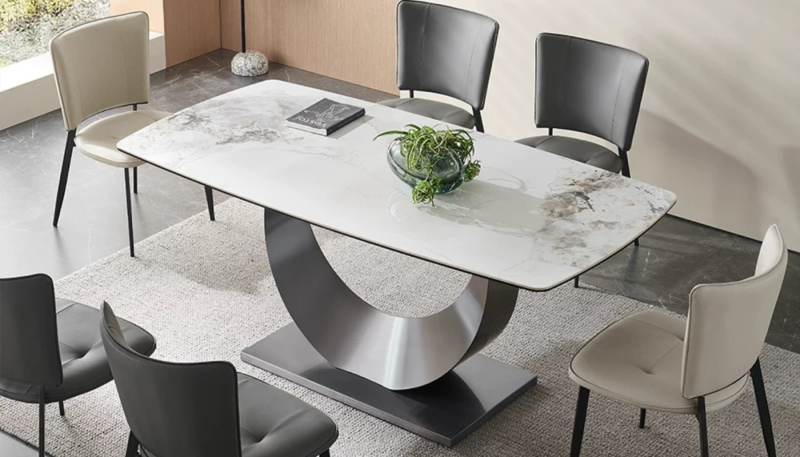 ARCANE 6 Seater Dining Table
