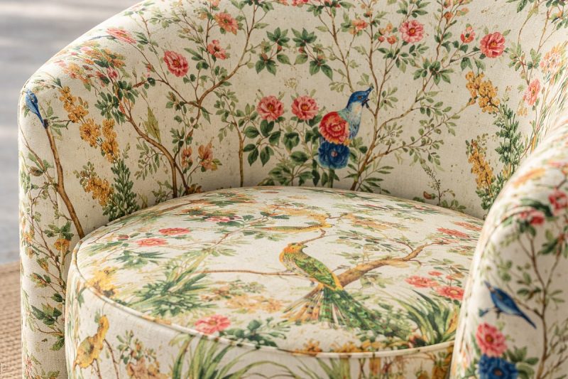 BLOOM ACCENT CHAIR 5