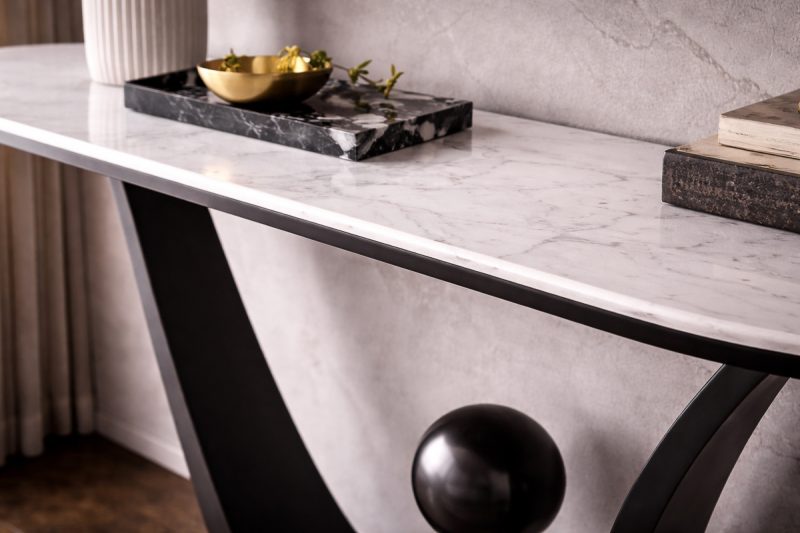Flux console table 4